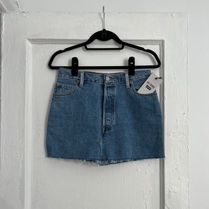 NWT never worn! RE/DONE x Levi’s denim mini skirt
